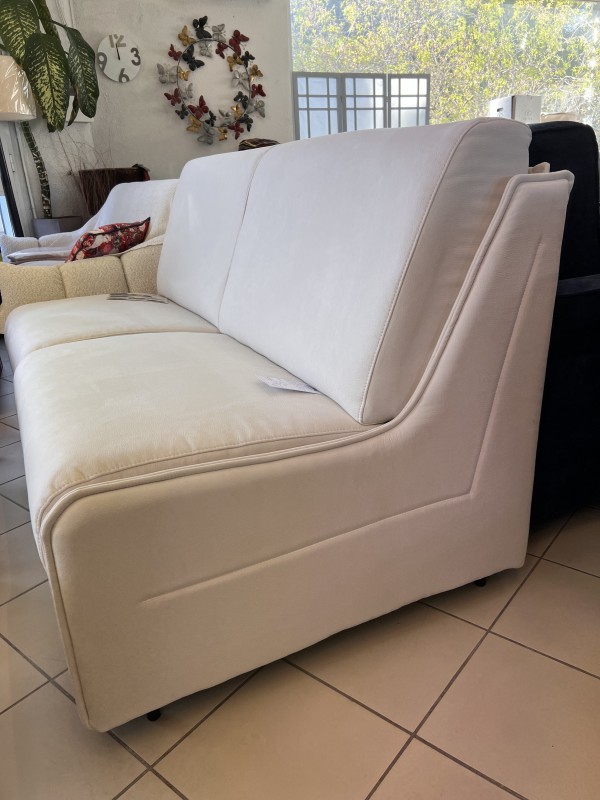 Canapés-lits confortable systeme rapido convertible à Bandol dans le Var