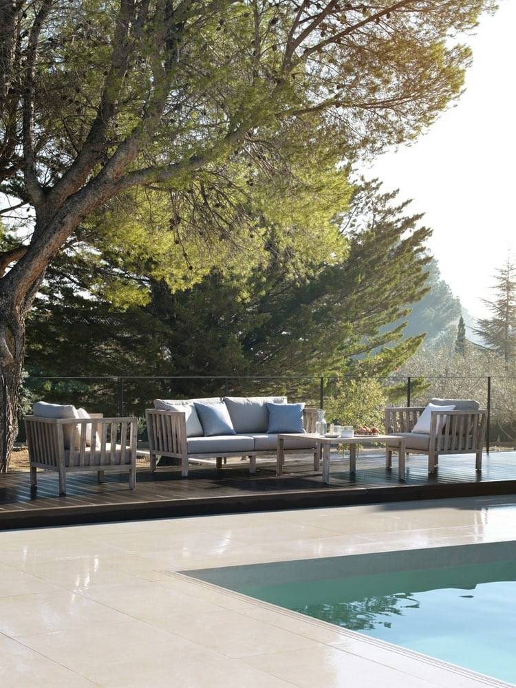 Un salon de jardin complet