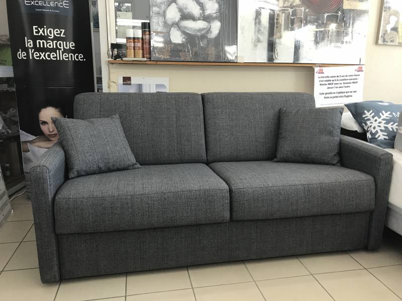 Canapé lit convertible design près de sanary sur mer 83110 var