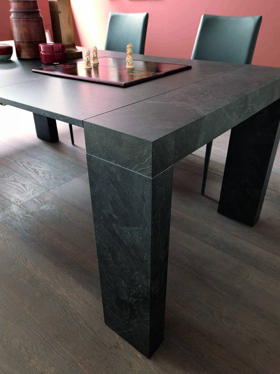 Console transformable sur la commune de Sanary-sur-Mer